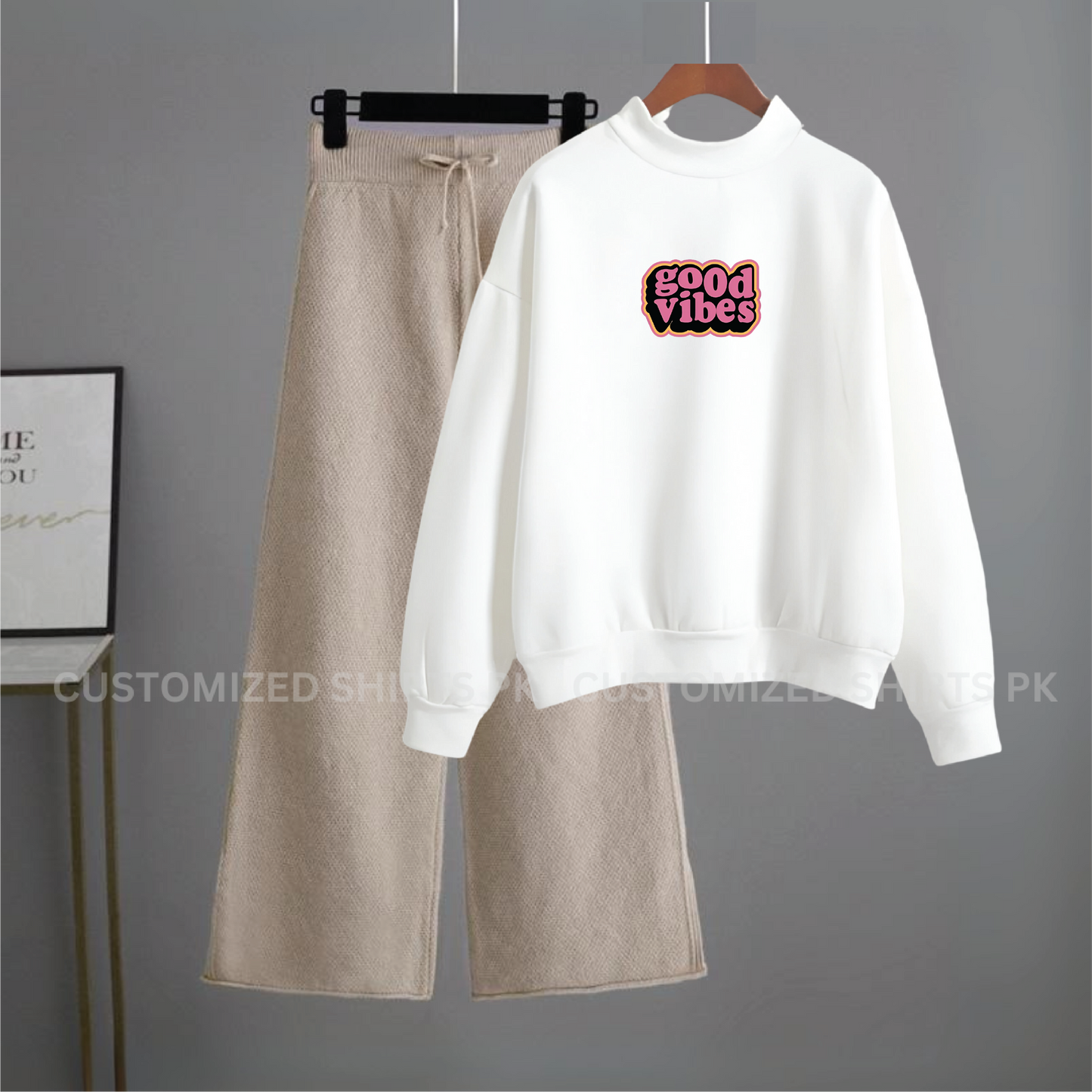 Good Vibes White Sweatshirt & Beige Flapper