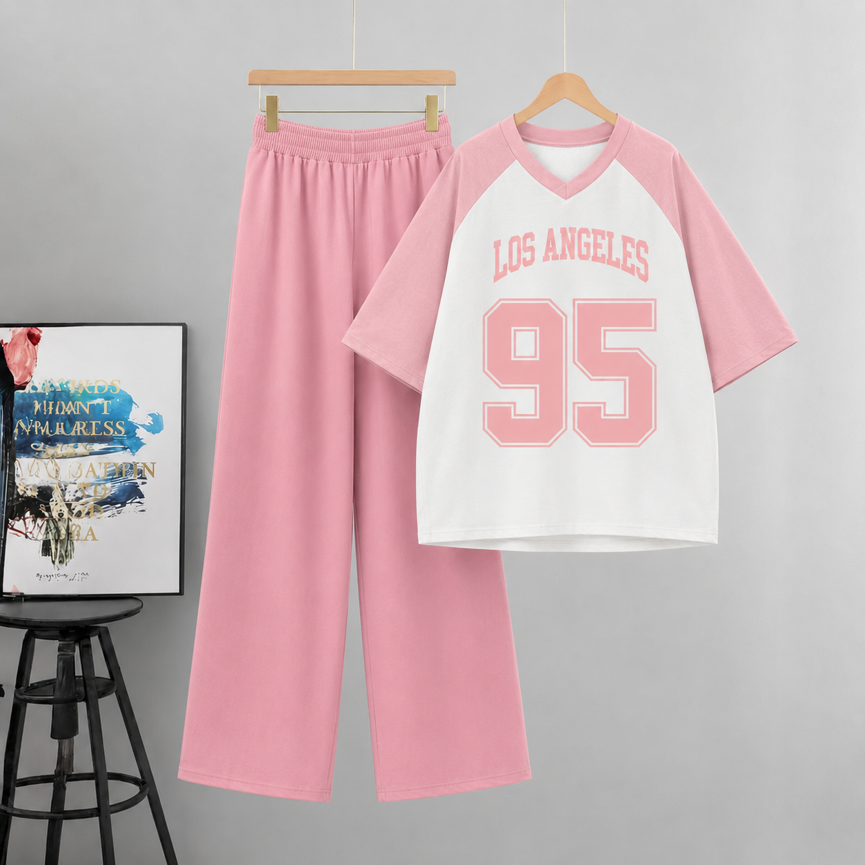 LA 95 Pink V-Neck Oversized & Pink Flapper