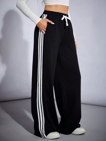 BLACK STRIPS SWEATPANTS